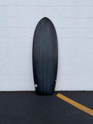 JEFF MCCALLUM X skeNGkwerks – Atacama Surf Shop